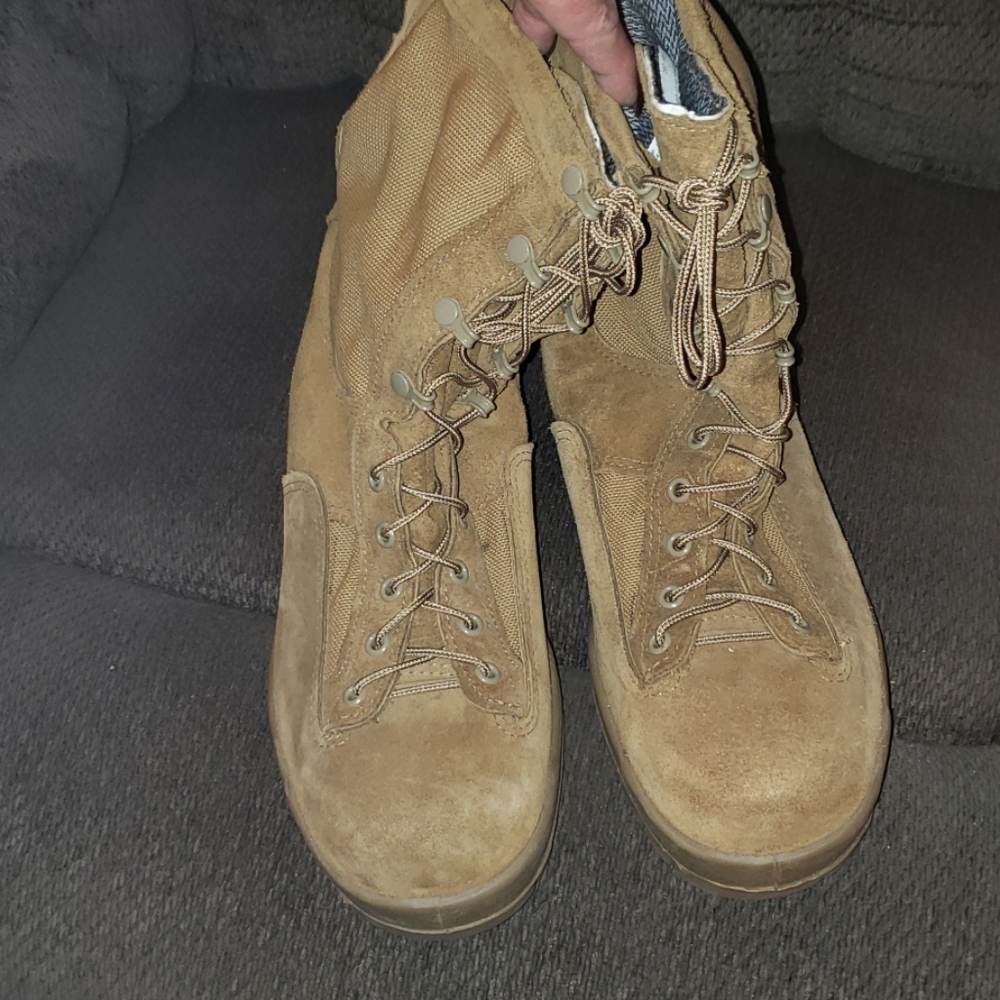 Army combat boots